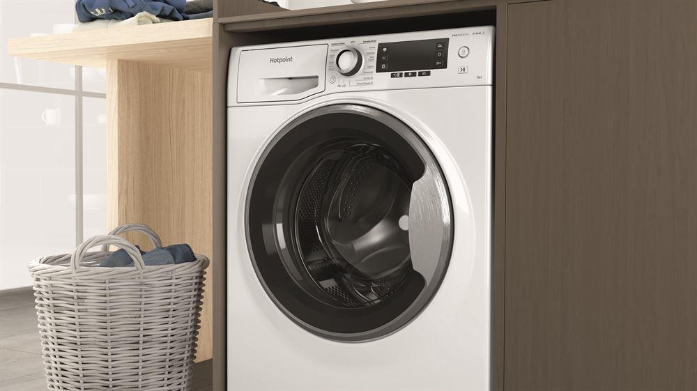 Стиральная машина "Hotpoint" NSD6239SVERU