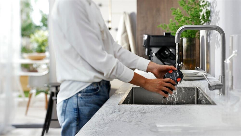 Кофемашина "Delonghi" ECAM 220.20.W ПИ