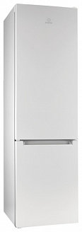 Холодильник "Indesit" DS3200W