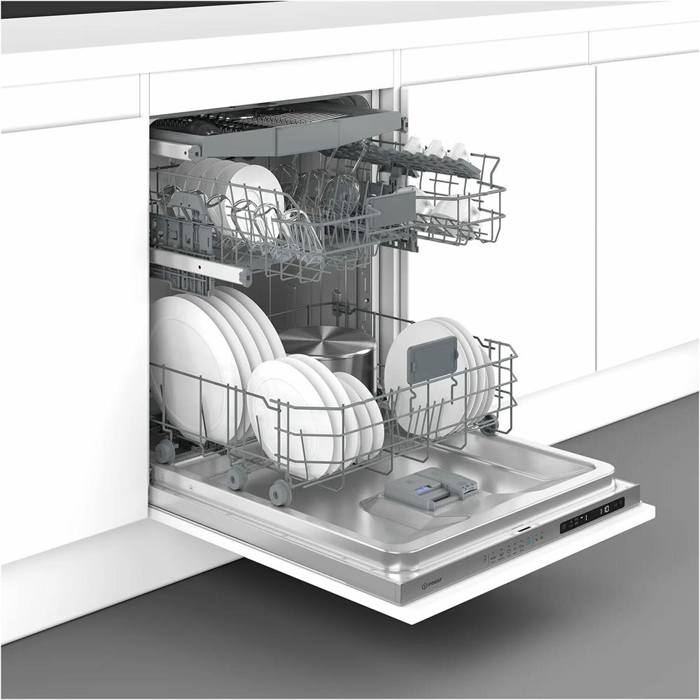 Посудомоечная машина "Indesit" DI5C65AED