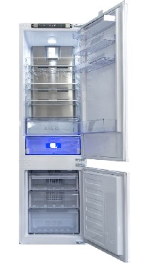 Холодильник "Beko" BCNA306E2S