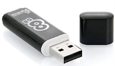 Флеш-диск "Smartbuy" 8GB GLOSSY SERIES BLACK